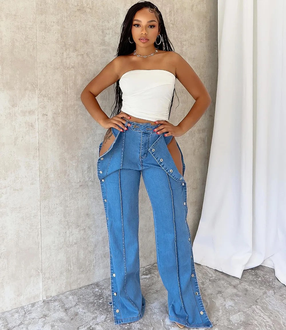 Button Closed Boyfriend Jeans