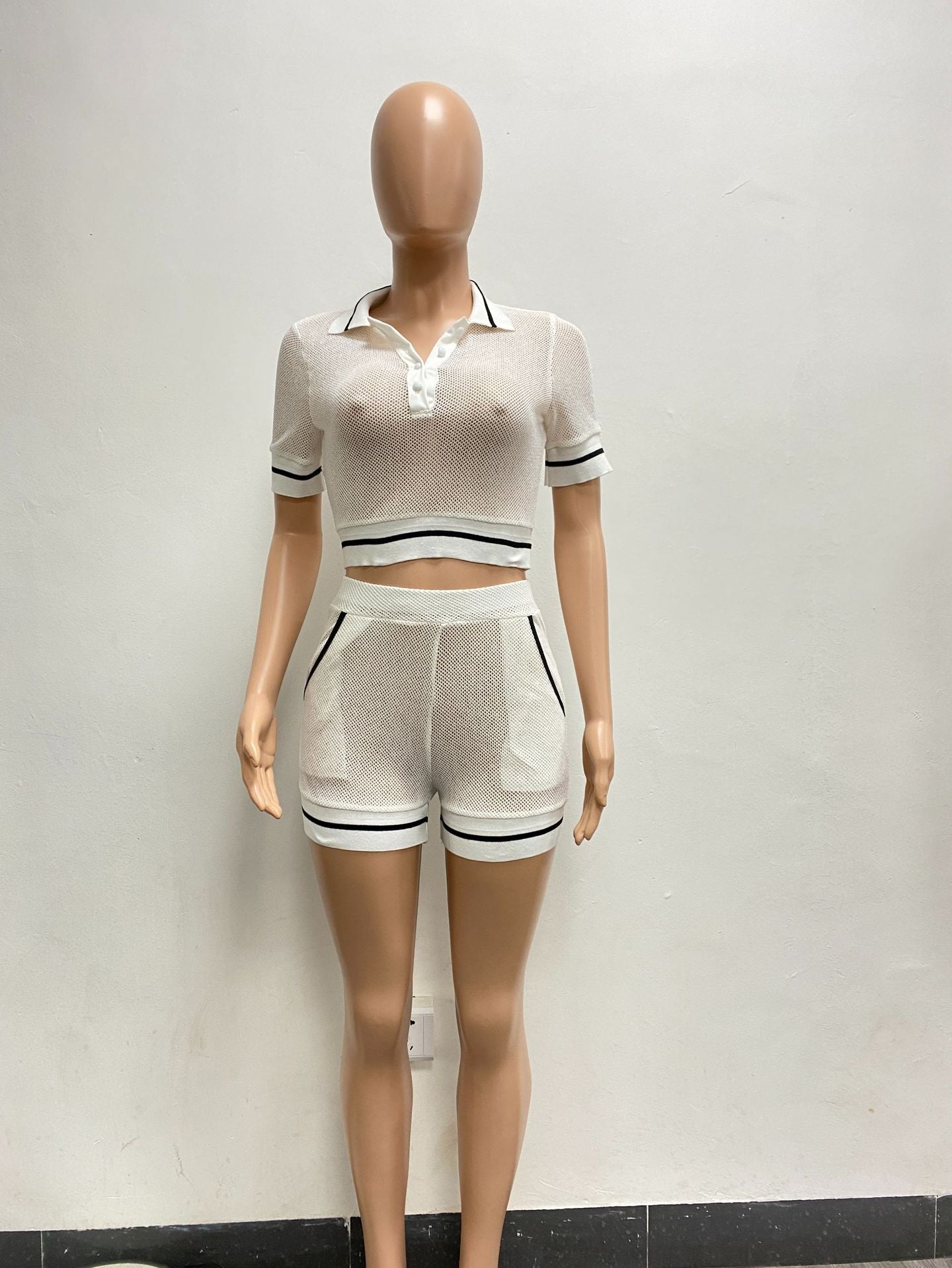 Hef411a6dd24840e2a1113db6ee379974d.jpg